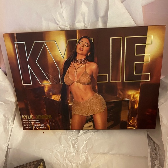 Kylie cosmetics 24th birthday full collection - Picture 2 of 8